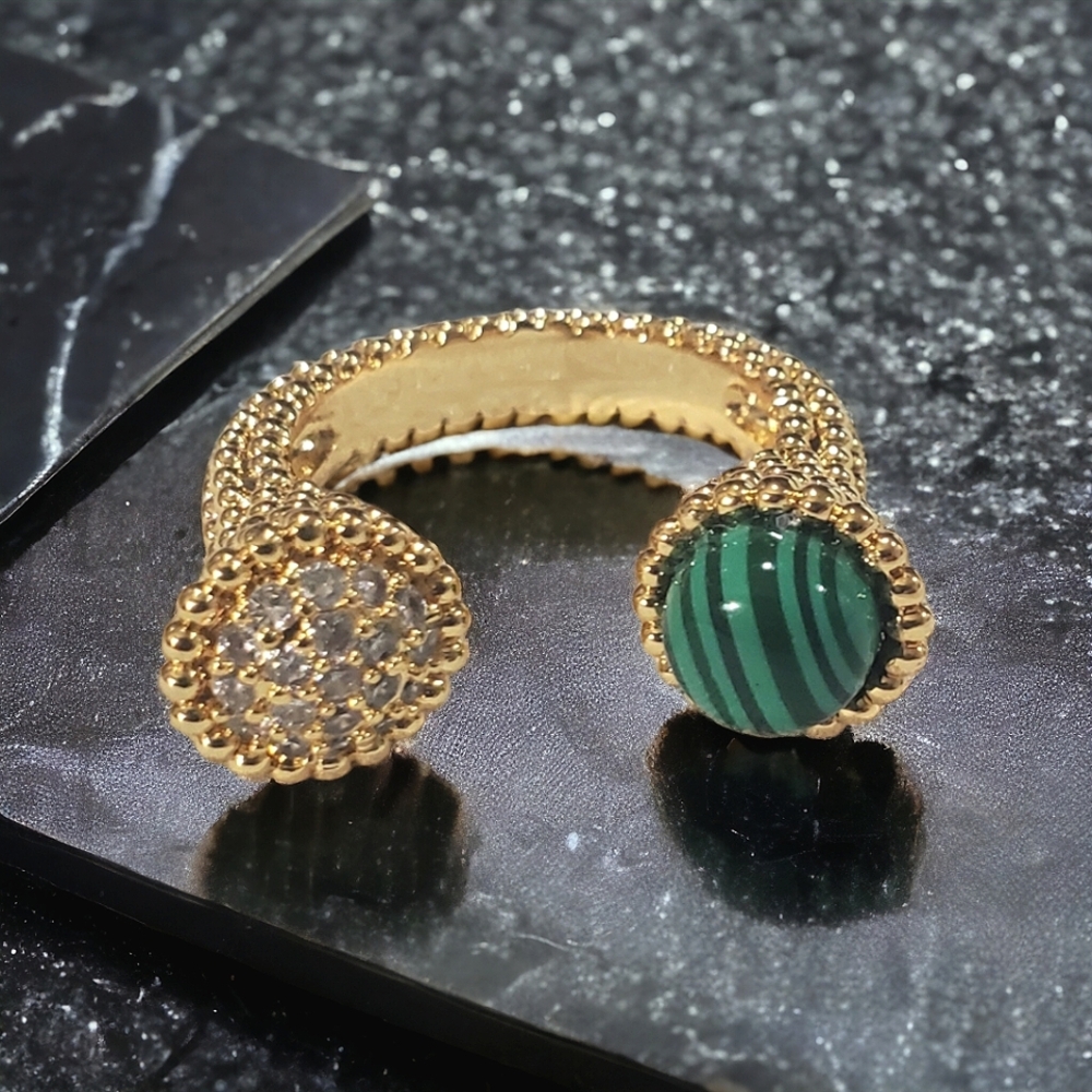 New Malachite Pave Crystal Between the Finger Ring Clover Lovers